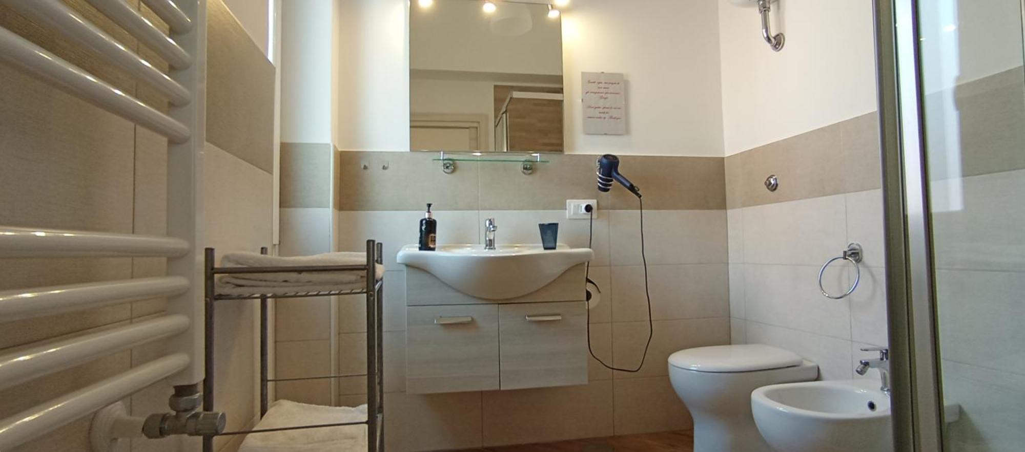 B & B Civico 6 Rooms Salerno Kültér fotó
