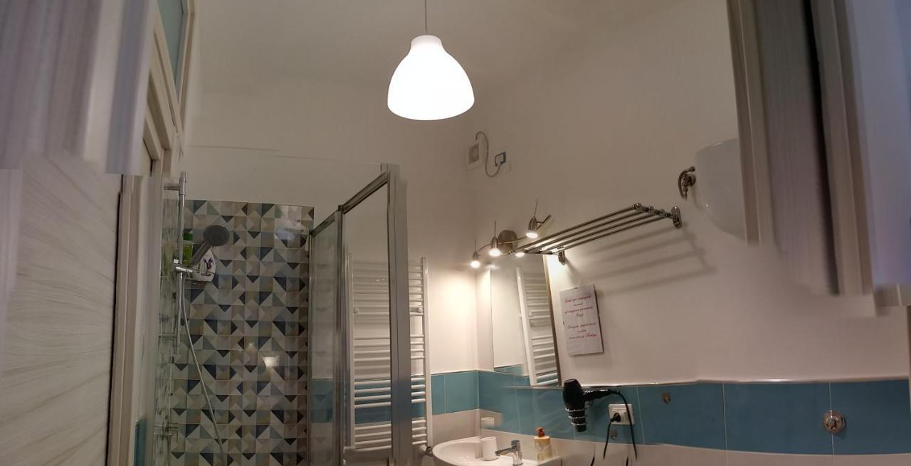 B & B Civico 6 Rooms Salerno Kültér fotó