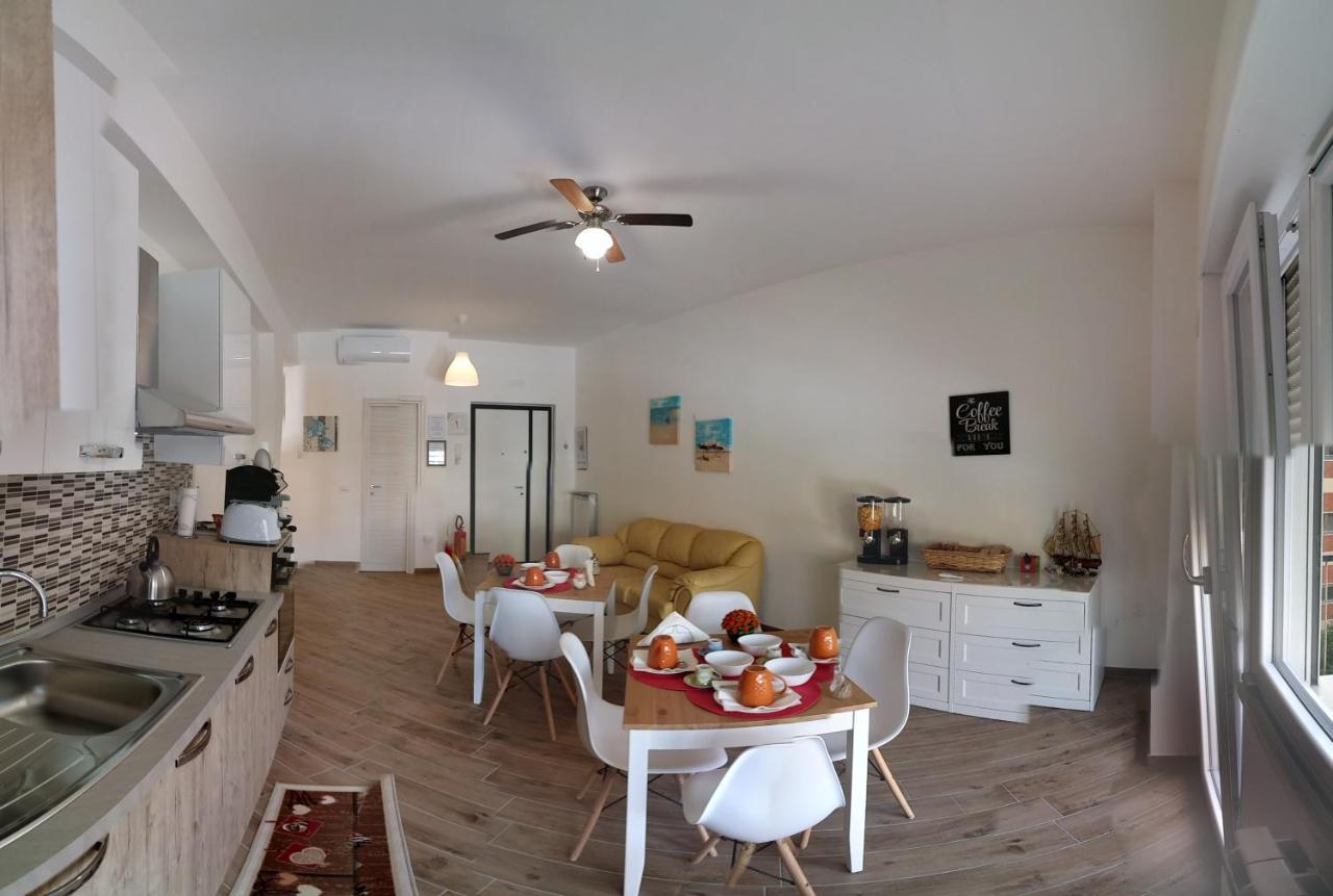 B & B Civico 6 Rooms Salerno Kültér fotó