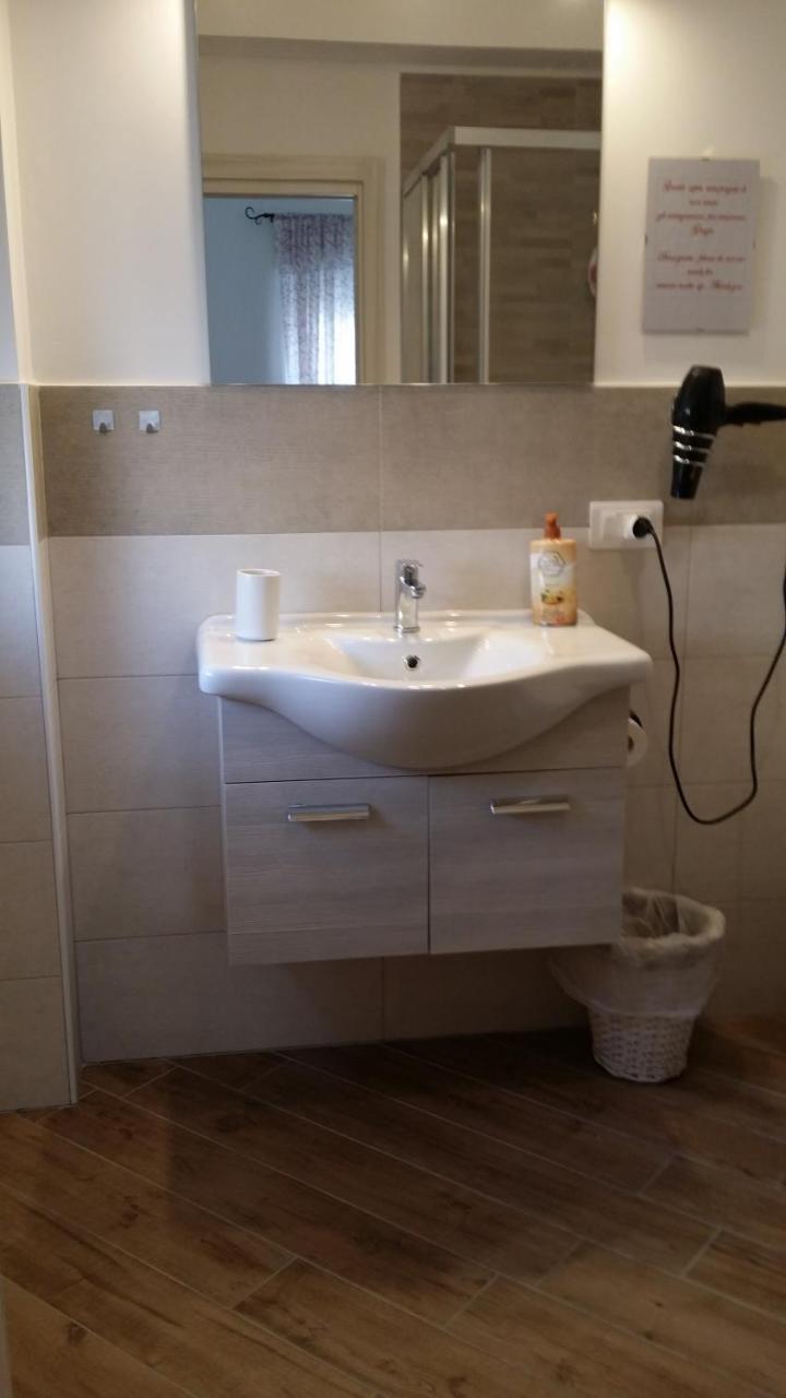 B & B Civico 6 Rooms Salerno Kültér fotó